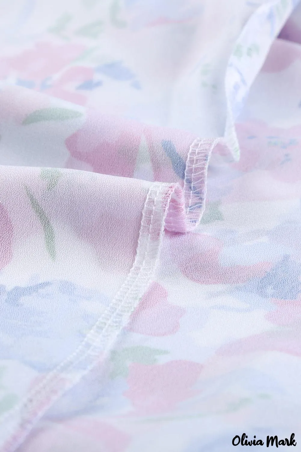 Deanwangkt - Cakewalk Rose Floral Smocked Blouse